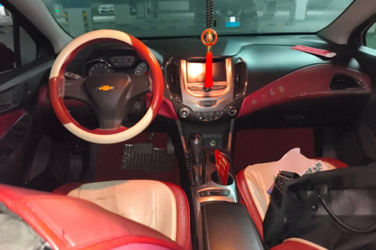 Used Chevrolet Cruze 2017 1.5L Automatic Pioneer Sunroof Edition
