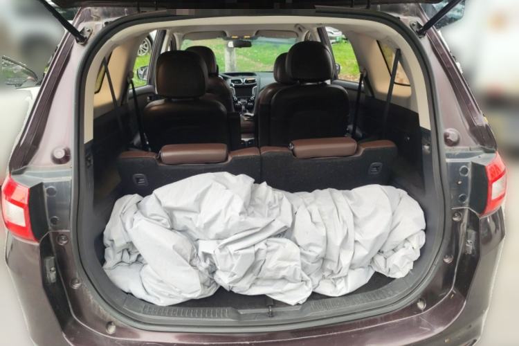 Used Haima V70 2016 1.5T Automatic "Comfort & Enjoyment" 6-Seater Trunk