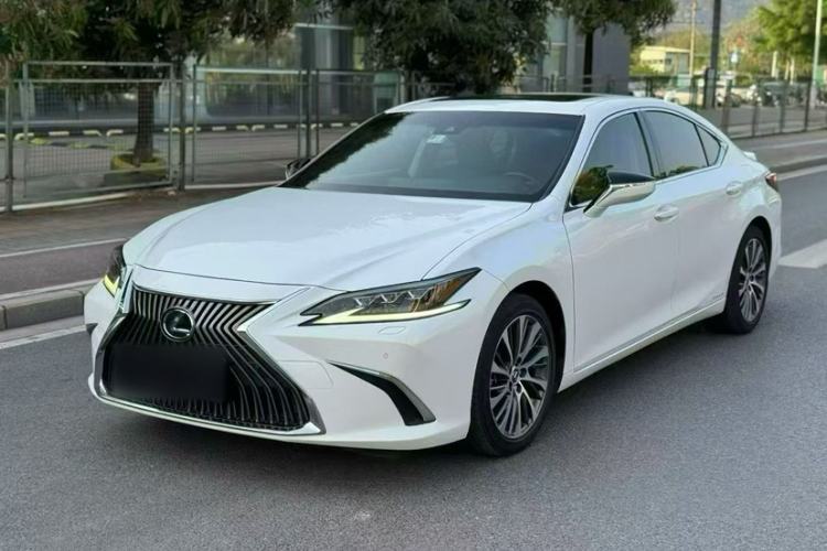 Used Lexus ES 2018 300h Premium Edition China V Standard