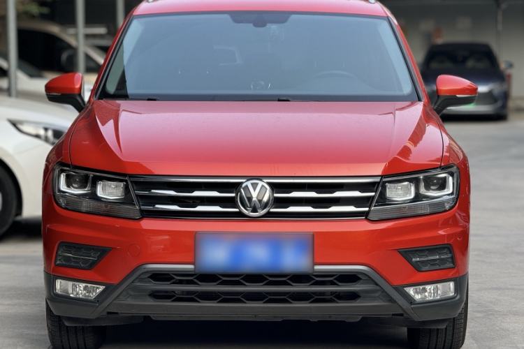 Used Volkswagen Tiguan L 2017 330TSI Automatic Two-Wheel Drive Comfort Edition Exterior 6