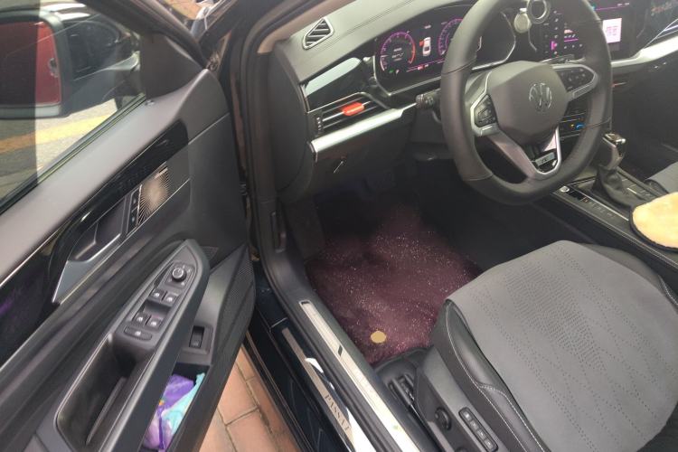 Used Volkswagen Passat 2025 Outstanding Model 380TSI Dragon Glory Edition