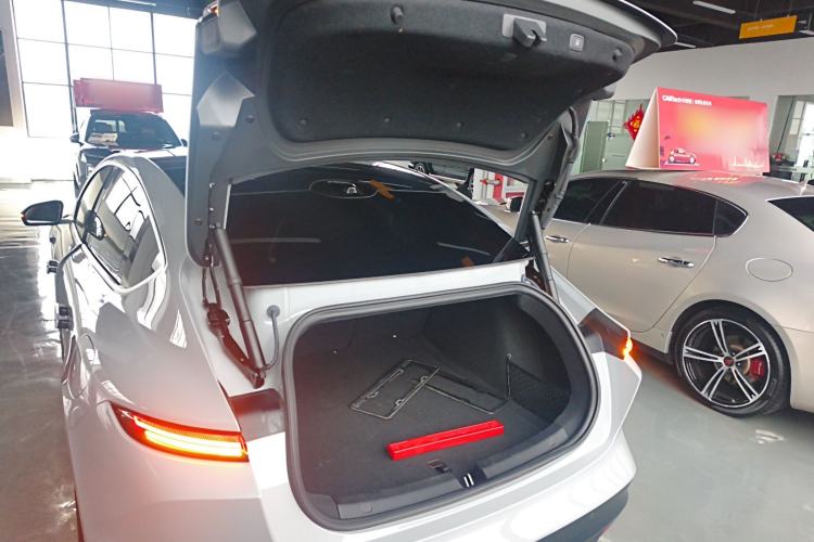 Used Nio ET5 2024 75 kWh