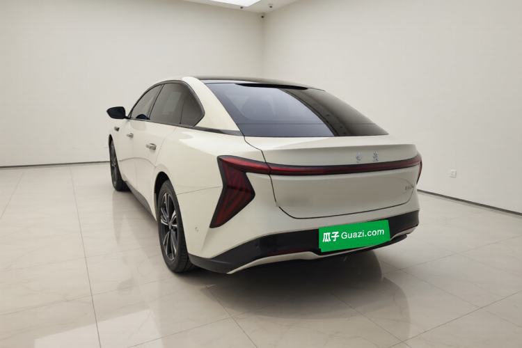 Used Hongqi EH7 2024 690 Pro Exterior 2