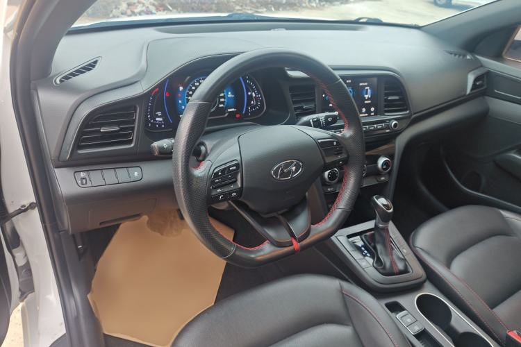 Used Hyundai Elantra (6th Generation / Lingdong) 2019 1.4T Dual-Clutch Xuan Dong · Dynamic Model