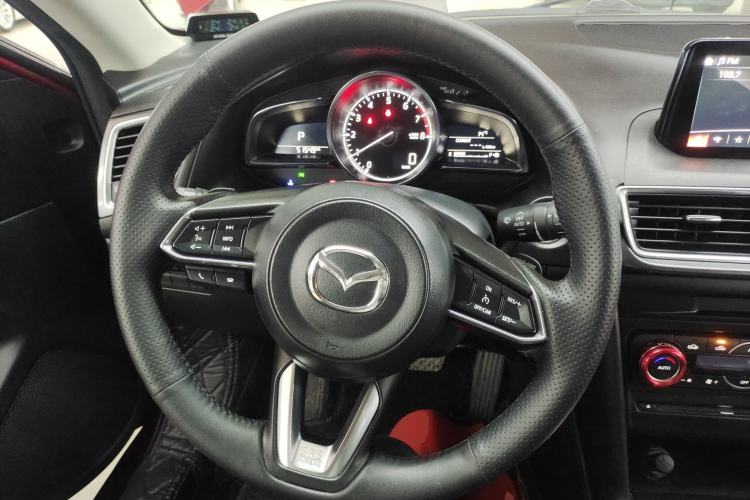 Used Mazda Mazda 3 Axela 2017 Hatchback 2.0L Automatic Sport Model China V Emission Standard