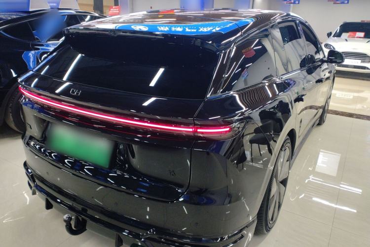 Used Li Auto i6 2025 Model Four-Wheel-Drive Standard Type Rear Right 45 Deg