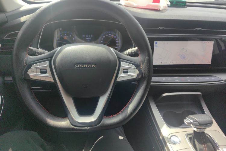 Used CHANGAN OSHAN X7 2020 1.5T Automatic Luxury Model Center Console