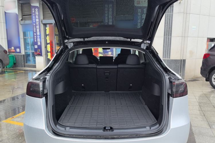 Used Tesla Model Y 2022 Rear-Wheel-Drive Version