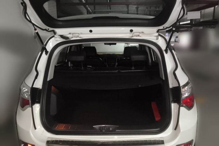 Used CHANGAN CS35 2014 1.6L Manual Luxury Model China IV Standard
