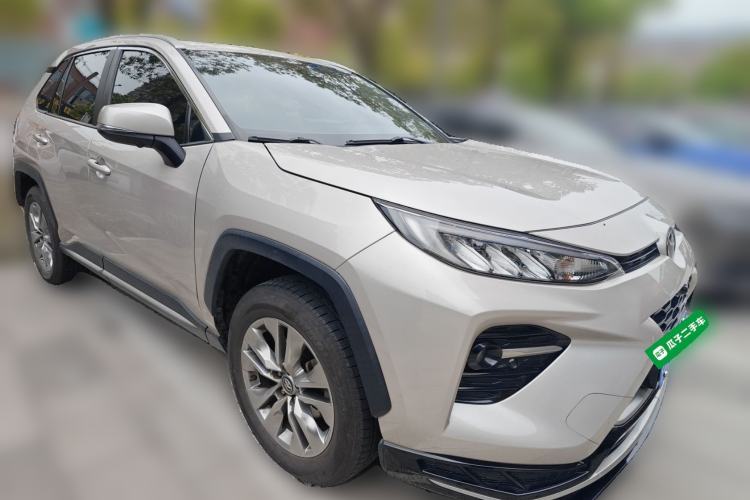 Used Toyota Wildlander 2021 2.0L CVT 4x4 Luxury Edition Front Right 45 Deg