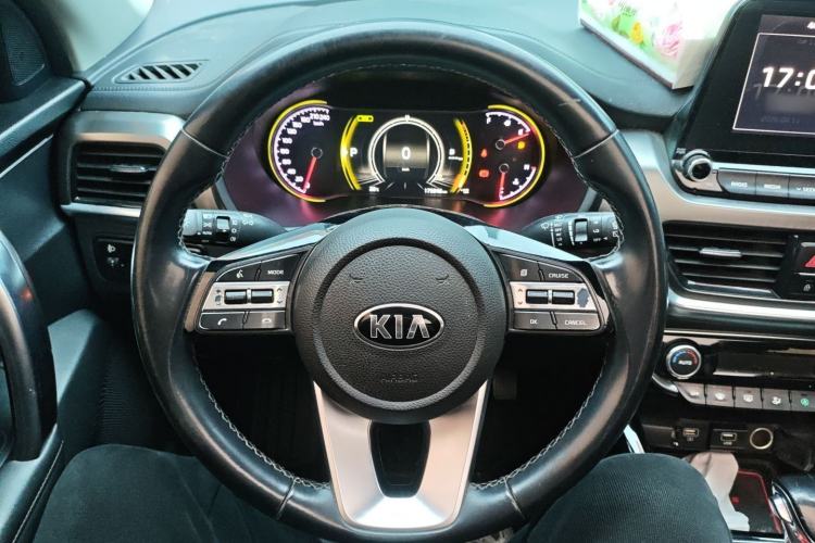 Used Kia Sportage R 2018 2.0L Automatic Smart Luxury Version China V Standard Steering Wheel