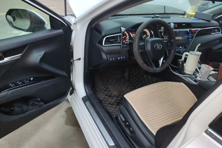Used Toyota Camry 2019 2.0G Luxury Edition China VI Standard Driver Seat