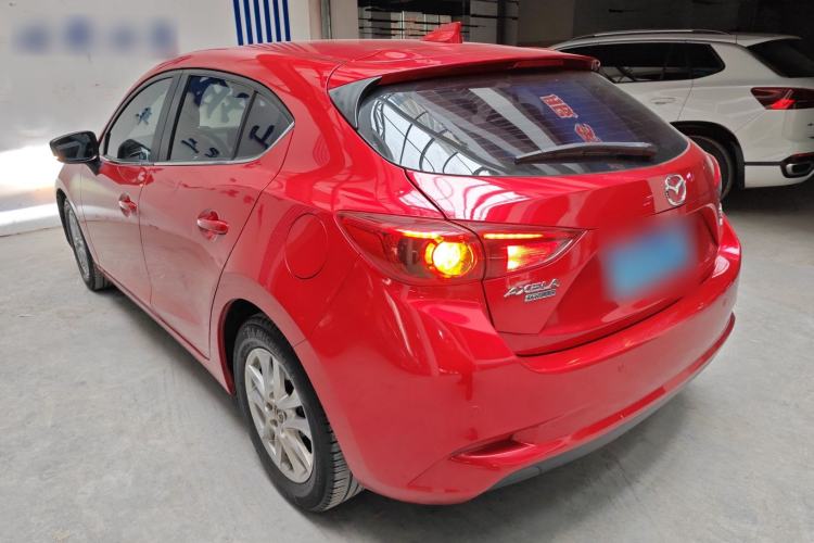 Used Mazda Mazda 3 Axela 2017 Hatchback 1.5L Automatic Luxury Model Emission Standard China V