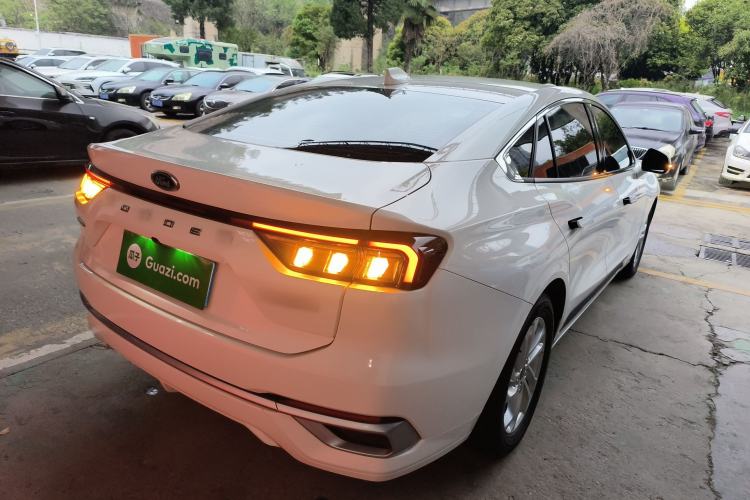 Used Ford Mondeo 2022 EcoBoost 245 Fashion Edition Rear Right 45 Deg