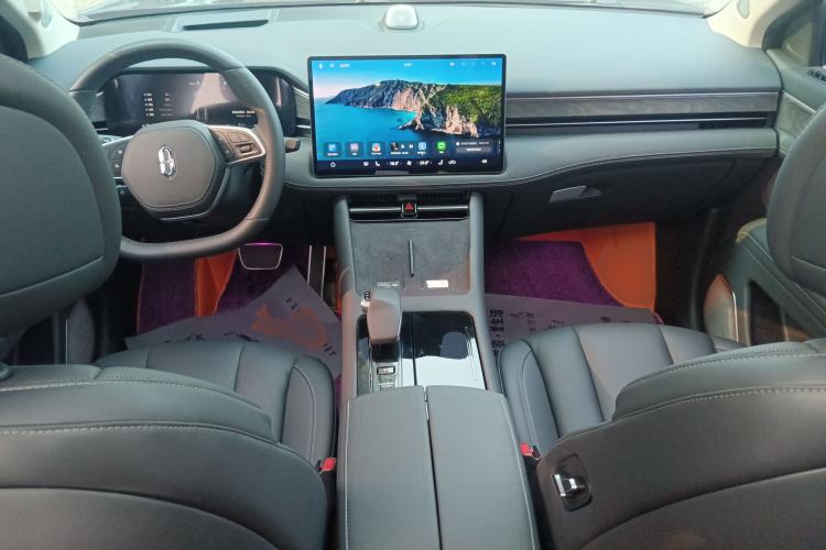 Used Hima AITO M7 2024 1.5T Rear-Drive Plus Version 6 Seats Center Console