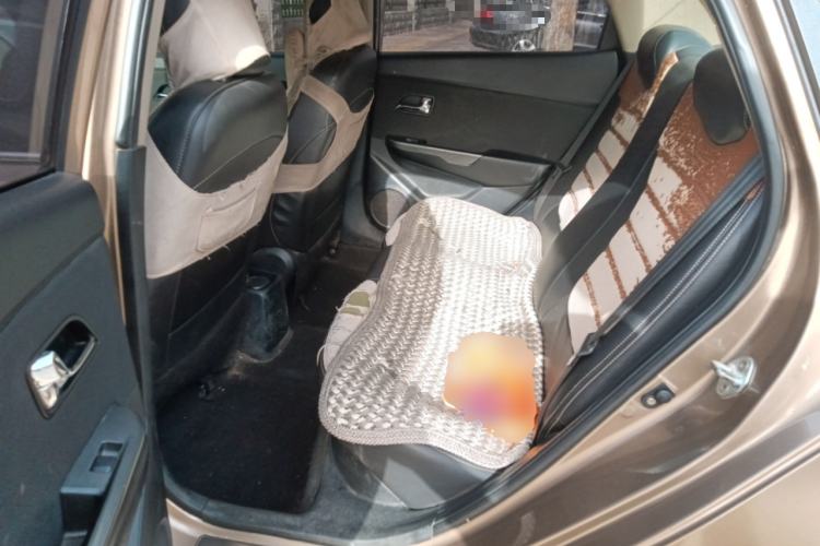 Used Kia K2 2012 Sedan 1.4L MT GLS Commemorative Edition
