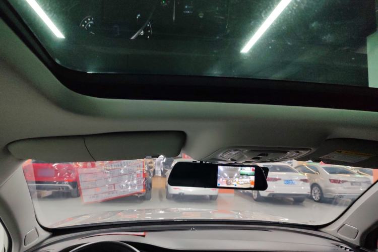 Used Roewe RX5 MAX 2021 Supreme Series 300TGI Automatic Luxury Cabin Edition
