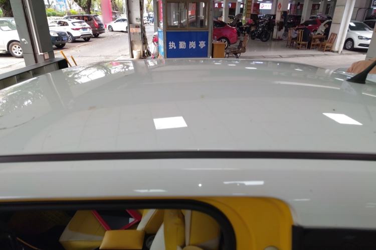 Used Wuling Hongguang MINIEV 2021 Macaron Sandwich Model 170 km Lithium Iron Phosphate
