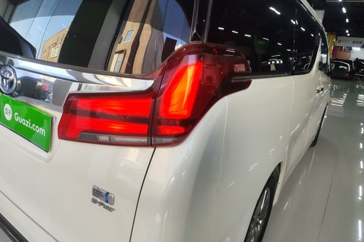 Used Toyota Alphard 2020 Dual-Engine 2.5L Prestige Edition
