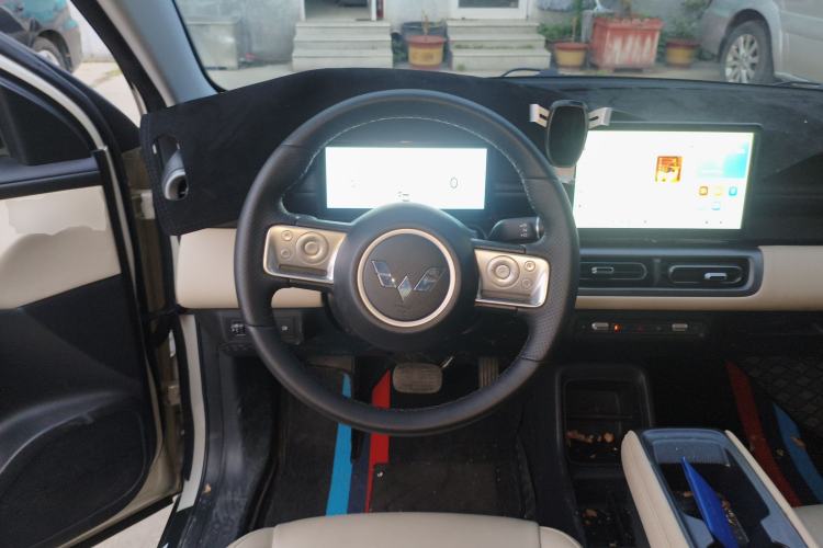 Used Wuling Bingo PLUS 2024 330 km Range Five-Seater Version