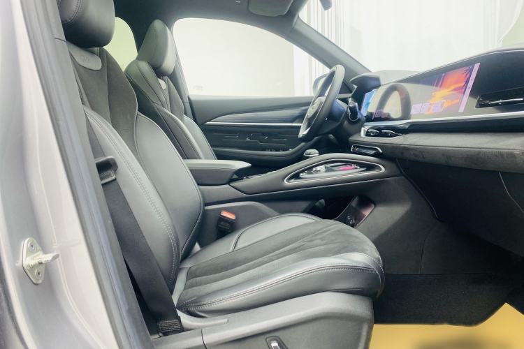 Used Geely Auto Monjaro L 2024 2.0TD High-Power Automatic Two-Wheel Drive Skyline Edition