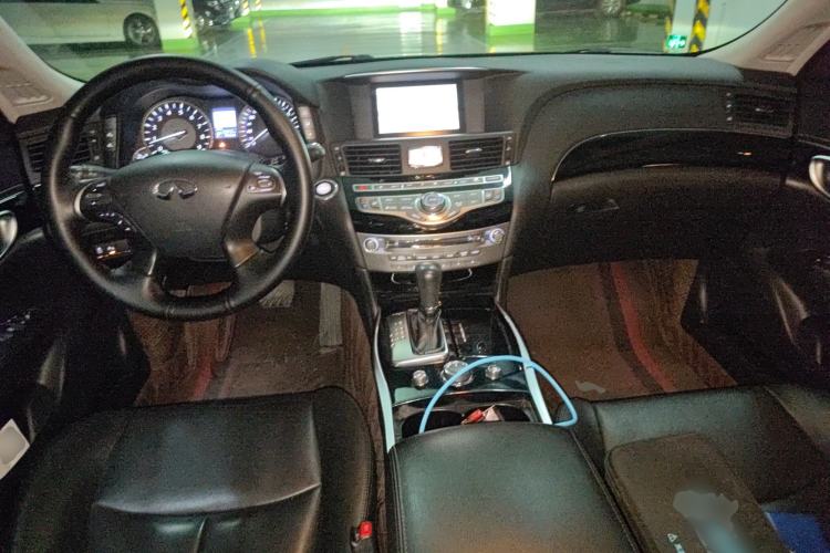 Used Infiniti Q70 2015 Q70L 2.5L Elite Edition Center Console