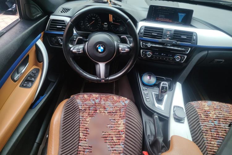 Used BMW 3 Series GT 2018 330i xDrive M Sport Edition Steering Wheel