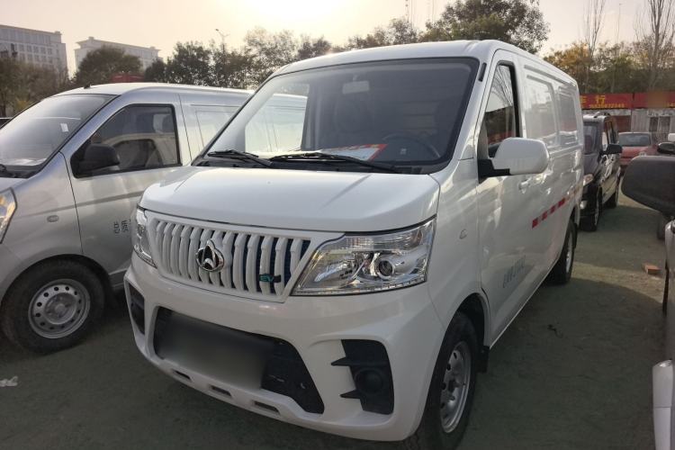 Used Chana Ruixing EM60 2023 All-Electric Van 4525 mm Long Flat Roof with Side Doors 2 Seats 60 kW 38.7 kWh