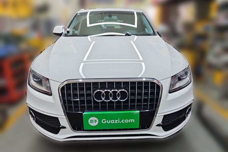 Used Audi Q5 2018 Collector's Edition 40 TFSI Ambition Model
