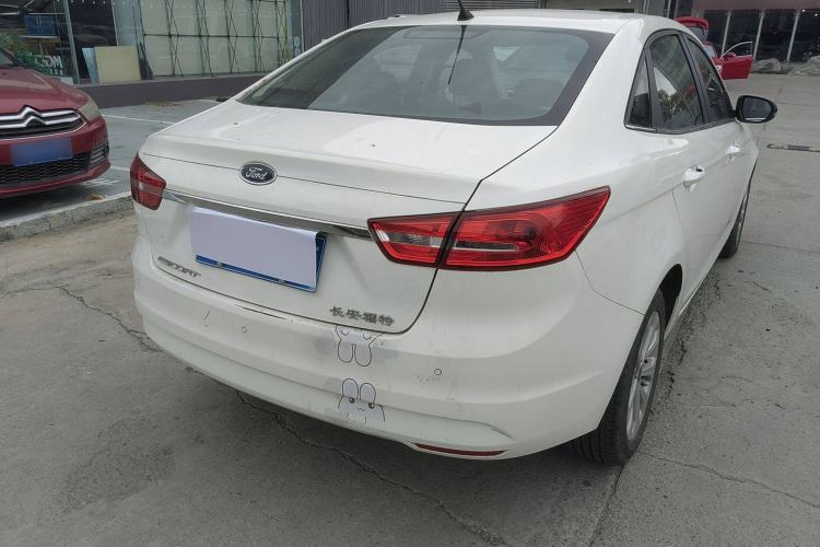 Used Ford Escort 2015 1.5L Automatic Comfort Edition