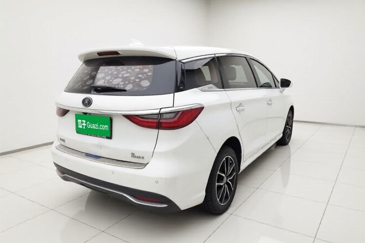 Used BYD Song MAX 2018 1.5T Automatic Smart Connect Luxury 6-Seater
