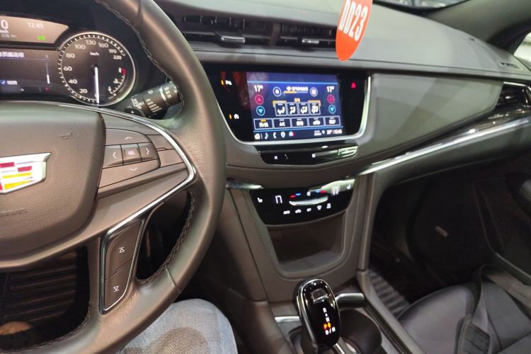 Used Cadillac XT5 2021 28T Luxury Model