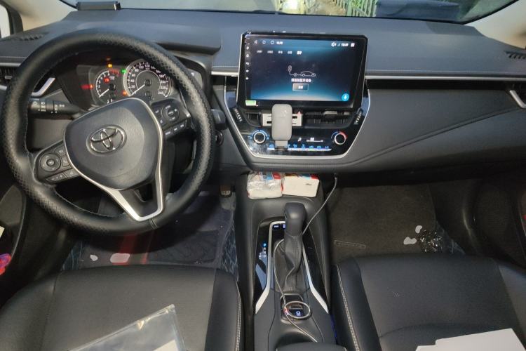 Used Toyota Corolla 2021 1.2T S-CVT Luxury Edition Center Console