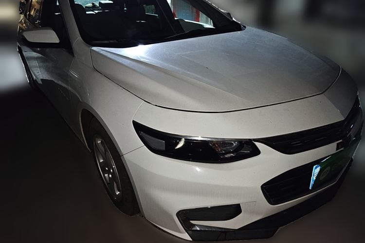 Used Chevrolet Malibu XL 2018 530T Automatic Luxury Edition Front Right 45 Deg