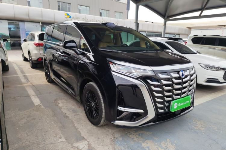 Used Denza D9 2025 DM-i Intelligent Drive 1020 Four-Wheel Drive Flagship Model Front Right 45 Deg