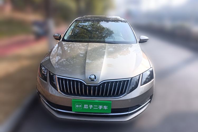 Used Skoda Octavia 2018 TSI230 DSG Luxury Edition