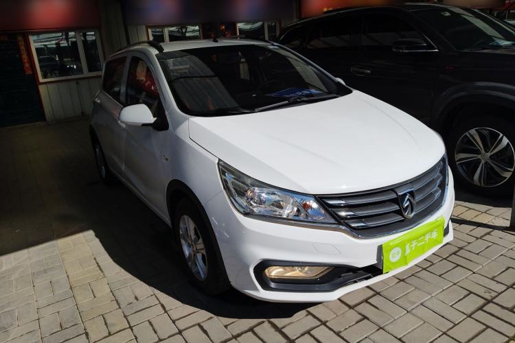 Used Baojun 310 2016 1.2L Manual Fashionable Edition
