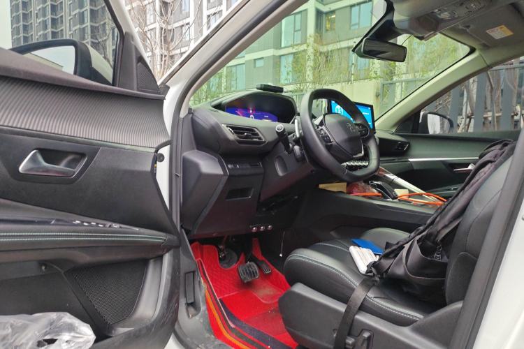 Used Peugeot 5008 2021 400THP 7-Seater Powerful Edition Driver Seat