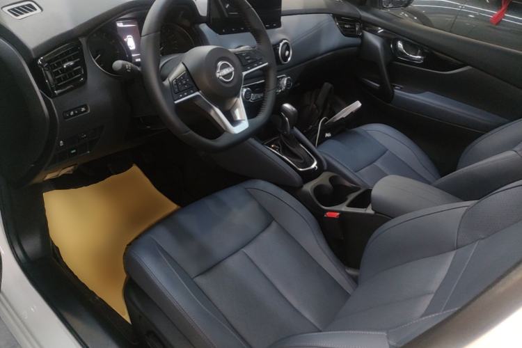 Used Nissan Qashqai 2025 Facelifted Honor 2.0L CVT XV+ Leading Edition Left Front Seat