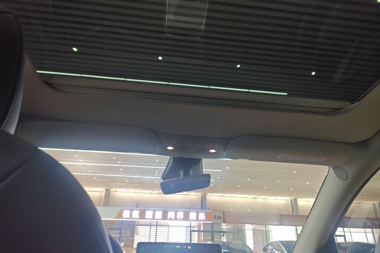 Used Tesla Model Y 2021 Long-Range All-Wheel-Drive Version