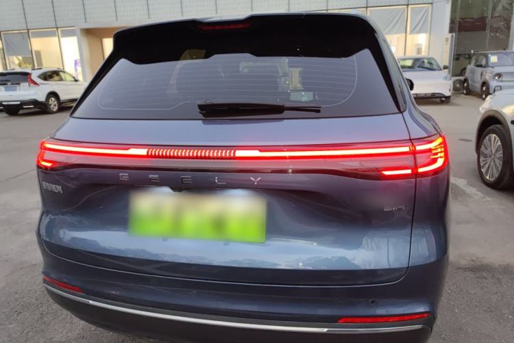 Used Geely Galaxy Galaxy Xingjian 7 EM-i 2025 120km Flagship Edition
