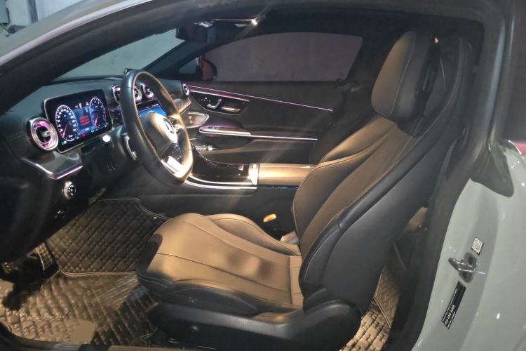 Used Mercedes-Benz CLE 2024 CLE 300 4MATIC Dynamic Coupe Left Front Seat