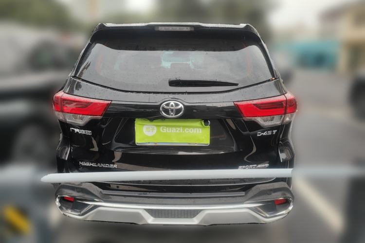 Used Toyota Highlander 2018 2.0T Four-Wheel Drive Luxury Version 7 Seats China VI Standard Rear