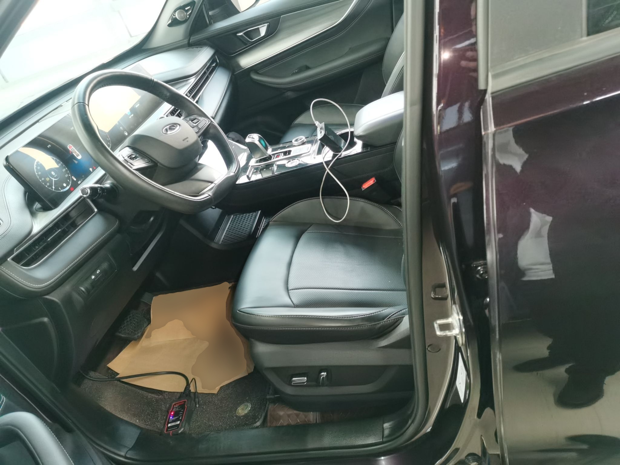 Переднее сиденье в автомобиле