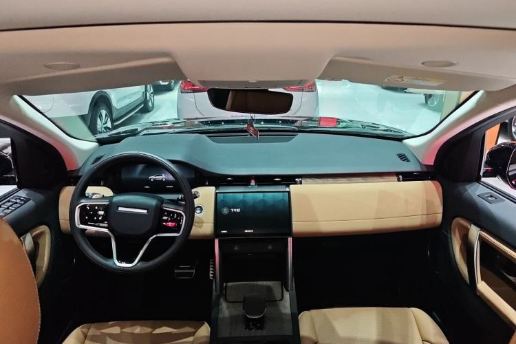 Used Land Rover Discovery Sport 2025 249 PS Performance Tech Edition Interior 4