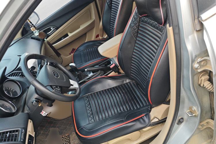 Used Bestune B50 2013 1.6L manual Comfort trim level