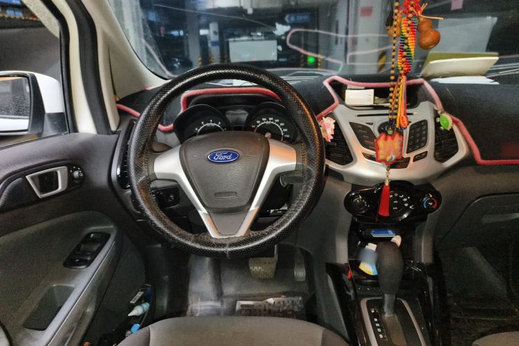 Used Ford EcoSport 2013 1.5L Automatic Fashion Model Steering Wheel