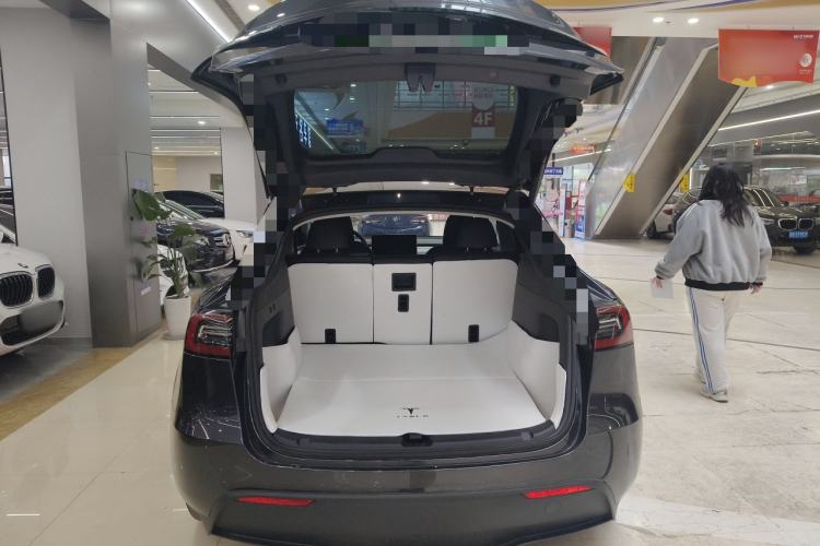 Used Tesla Model Y 2024 Rear-Wheel-Drive Version
