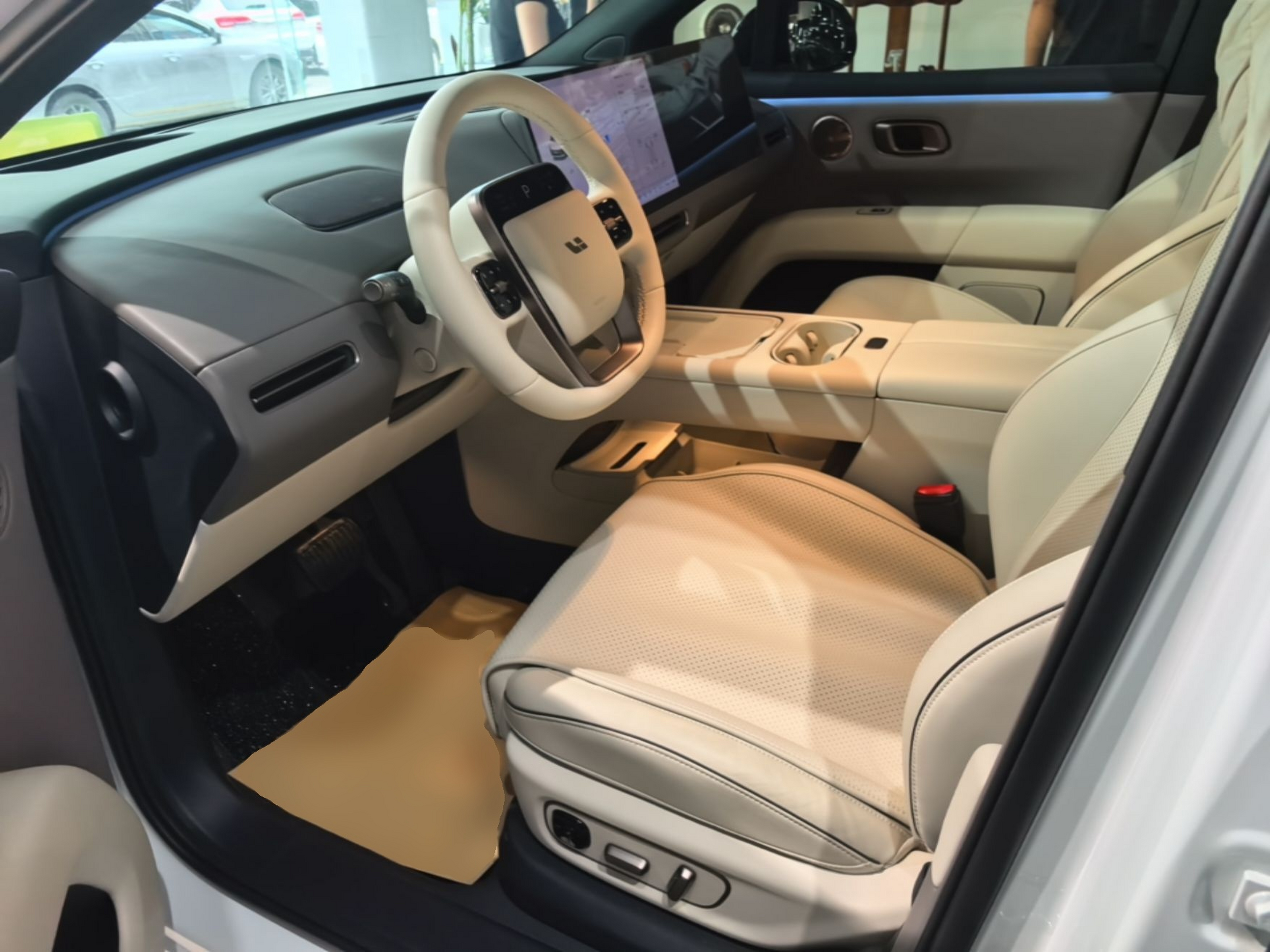 Vordere Reihe im Auto