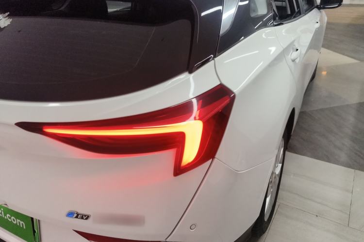 Used Buick Velite 6 2023 430km Range Commuter Version
